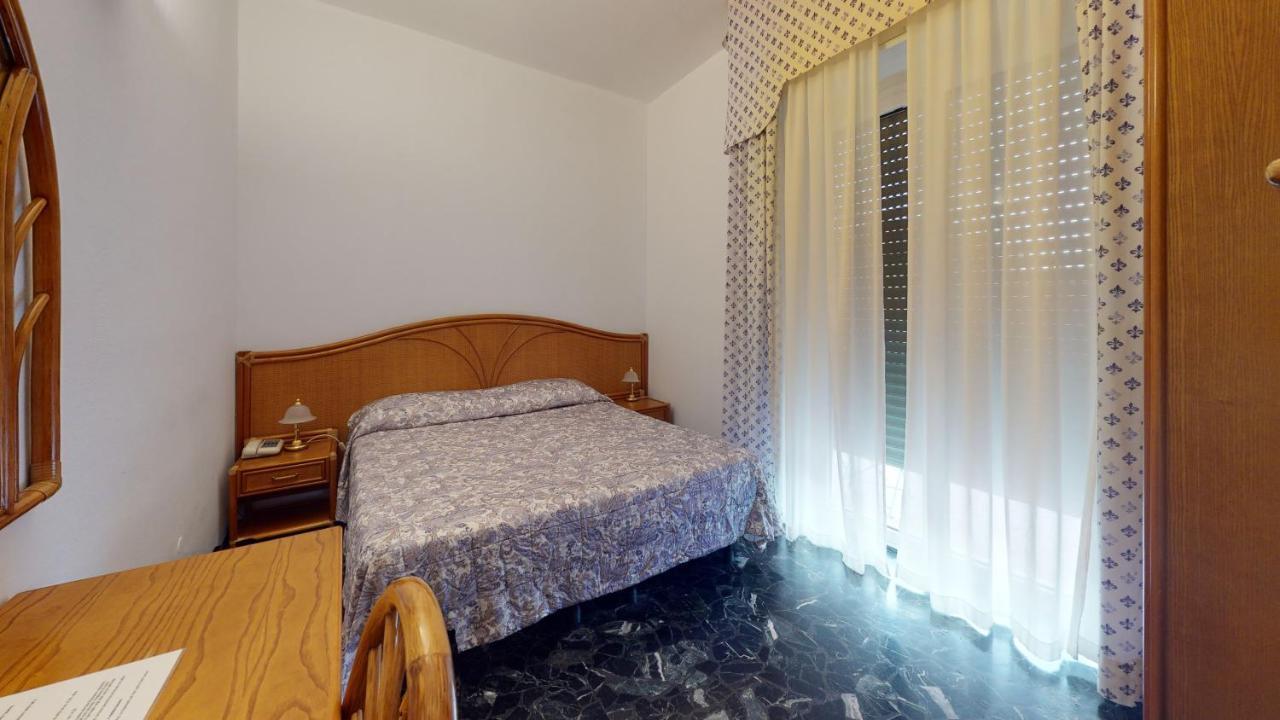Hotel Zunino スポトルノ エクステリア 写真