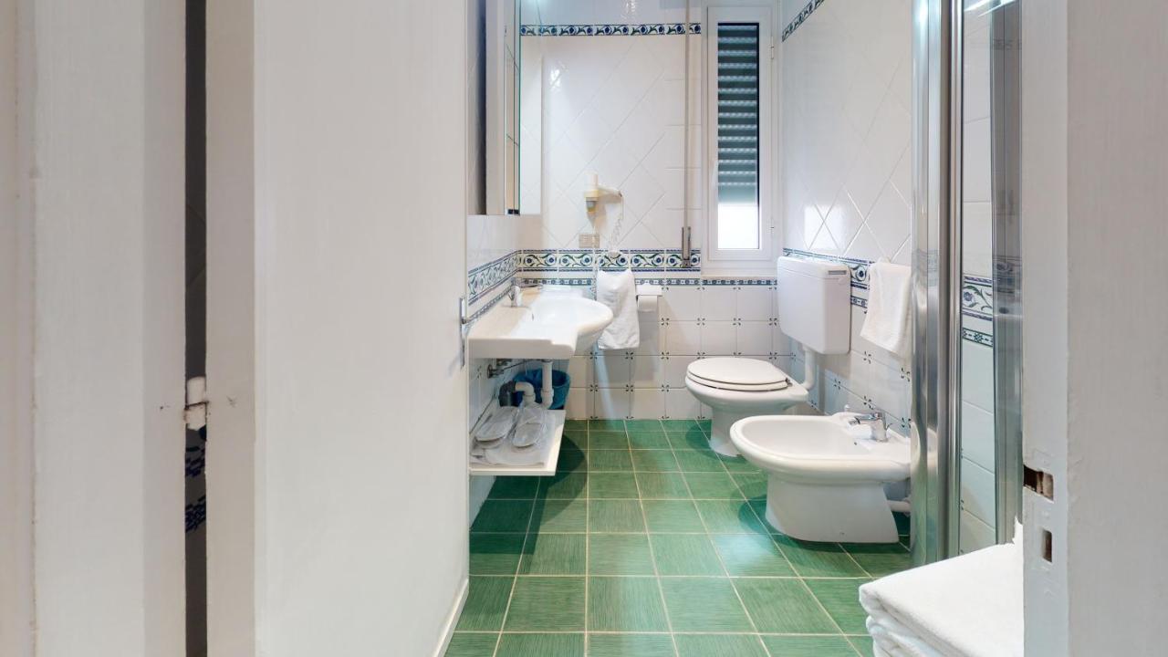 Hotel Zunino スポトルノ エクステリア 写真